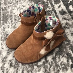 EUC UGG - Toddler 8.5 - Chestnut Boots